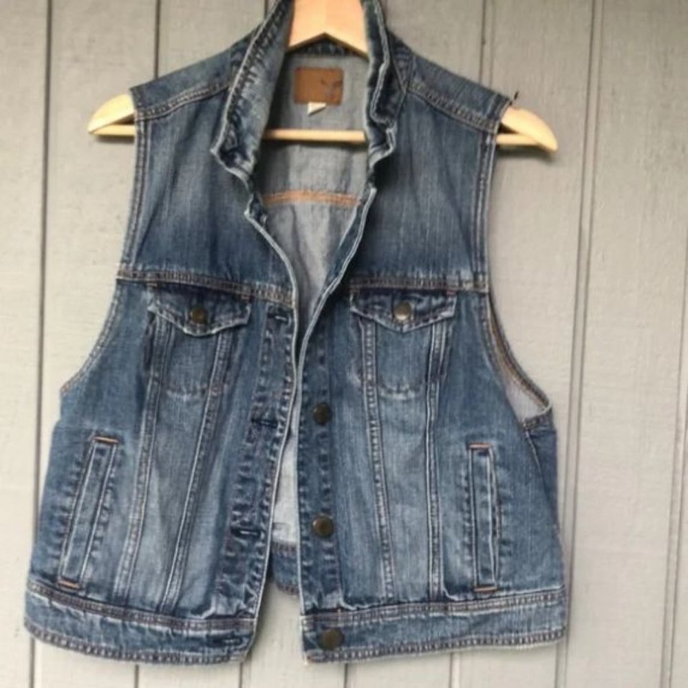 American Eagle denim Vest